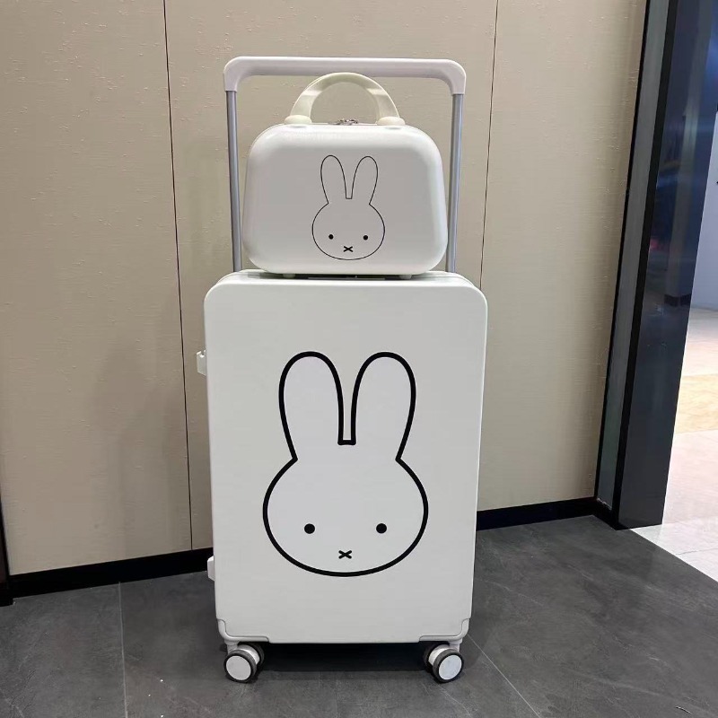 Nowa walizka na kółkach Miffy, – Luggage Cover Protector recenzja i cena