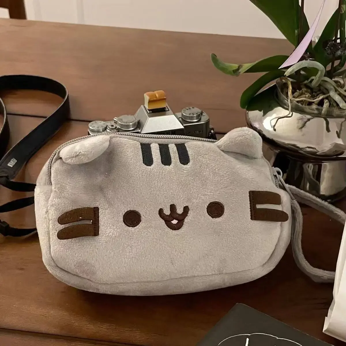Uroczy piórnik Pusheen, kreskó – Luggage Cover Protector recenzja i cena